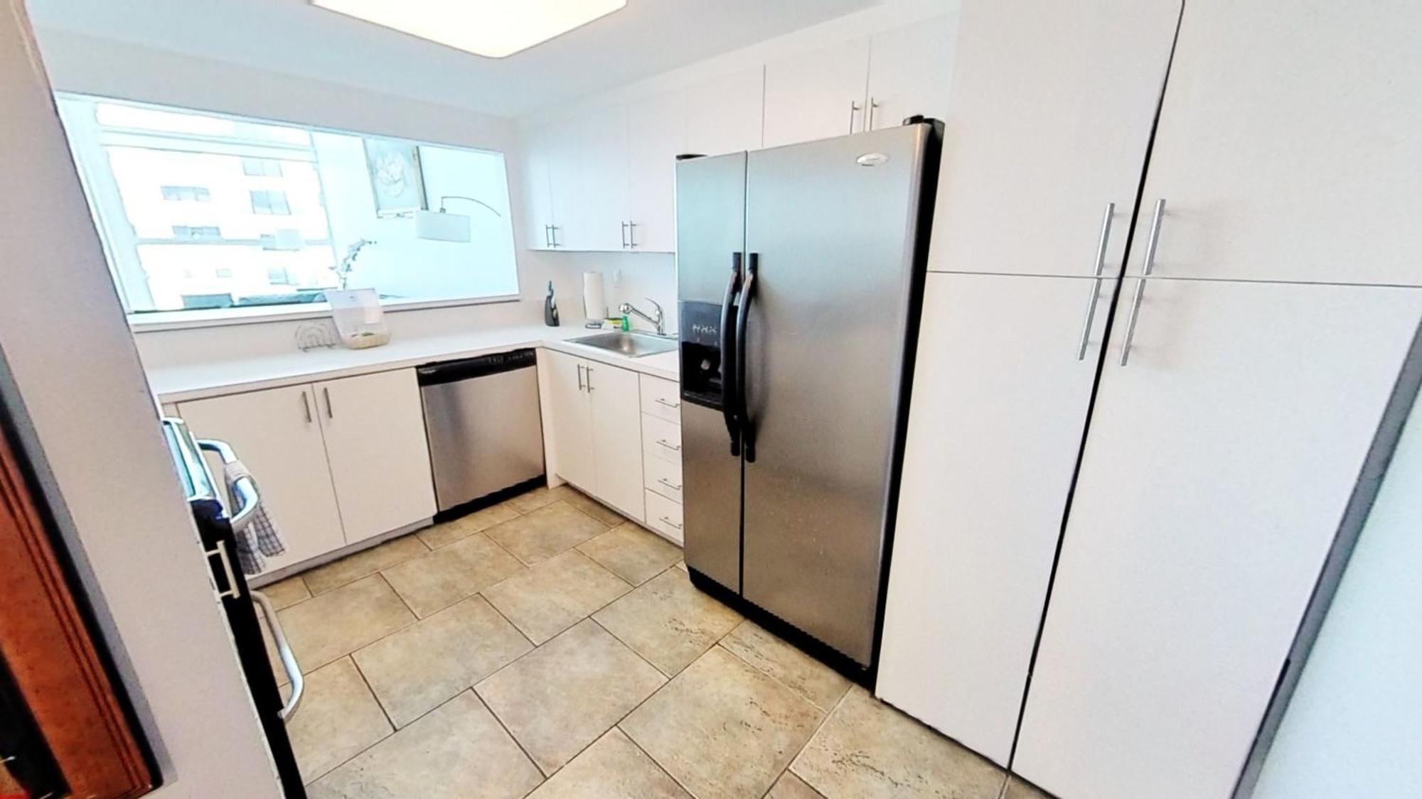 Castle M16 Oceanview Loft With Beach Access, Pool, Tennis And Free Parking! Miami Beach Bilik gambar